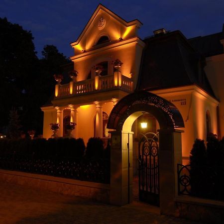 Luxury Boutique Andreevskiy Lviv Exterior foto