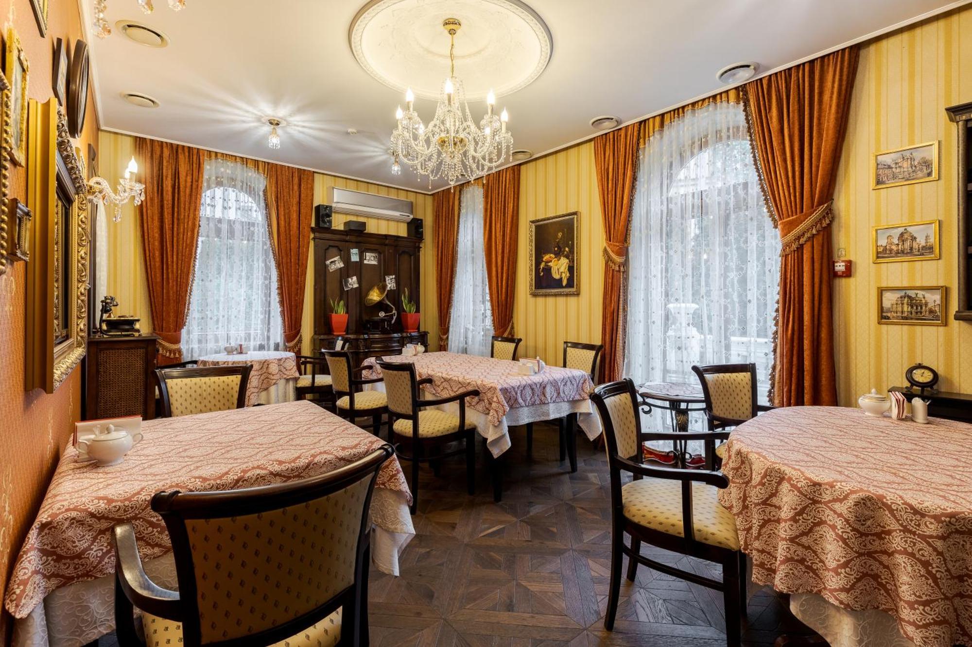 Luxury Boutique Andreevskiy Lviv Exterior foto