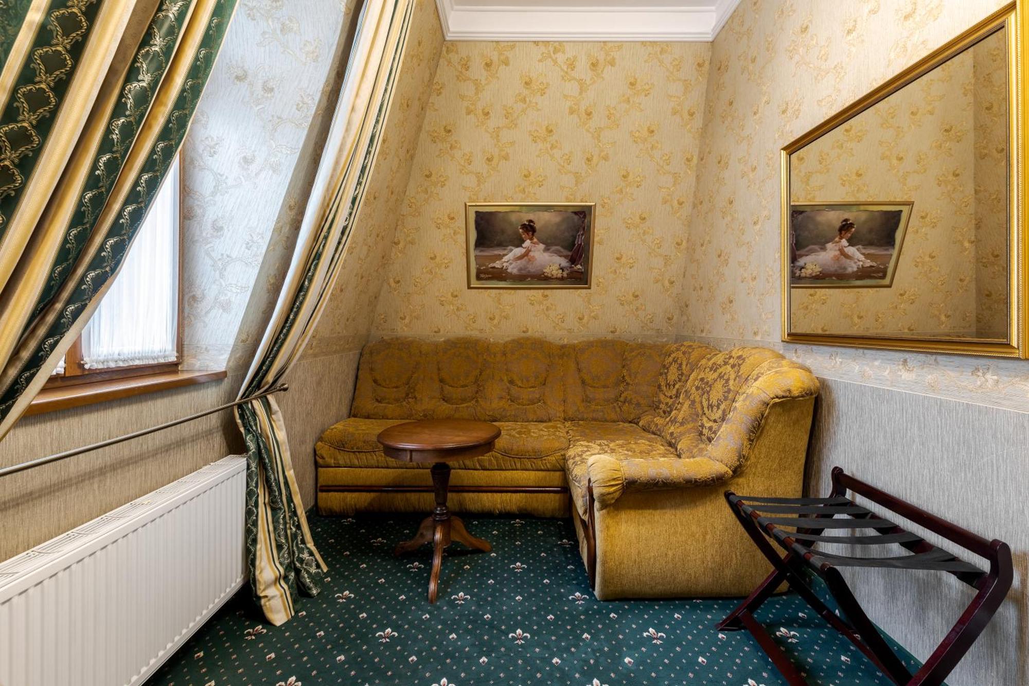 Luxury Boutique Andreevskiy Lviv Exterior foto